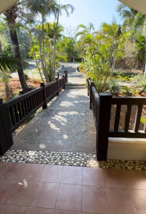 Alta Vista De Boracay, Loft 304 Apartment